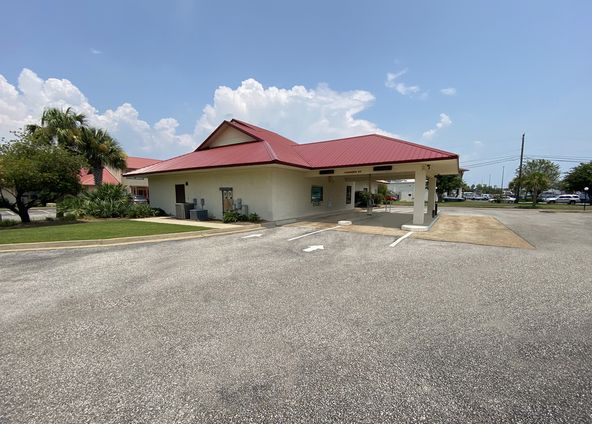 700 W 23rd St, Panama City, FL 32405